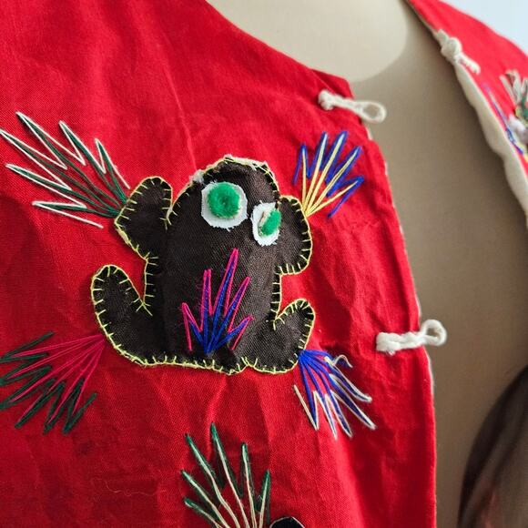 Handmade Red Embroidered Animal Vest Pandas, Frogs, Snakes & More Folk Art 3D - Picture 5 of 13